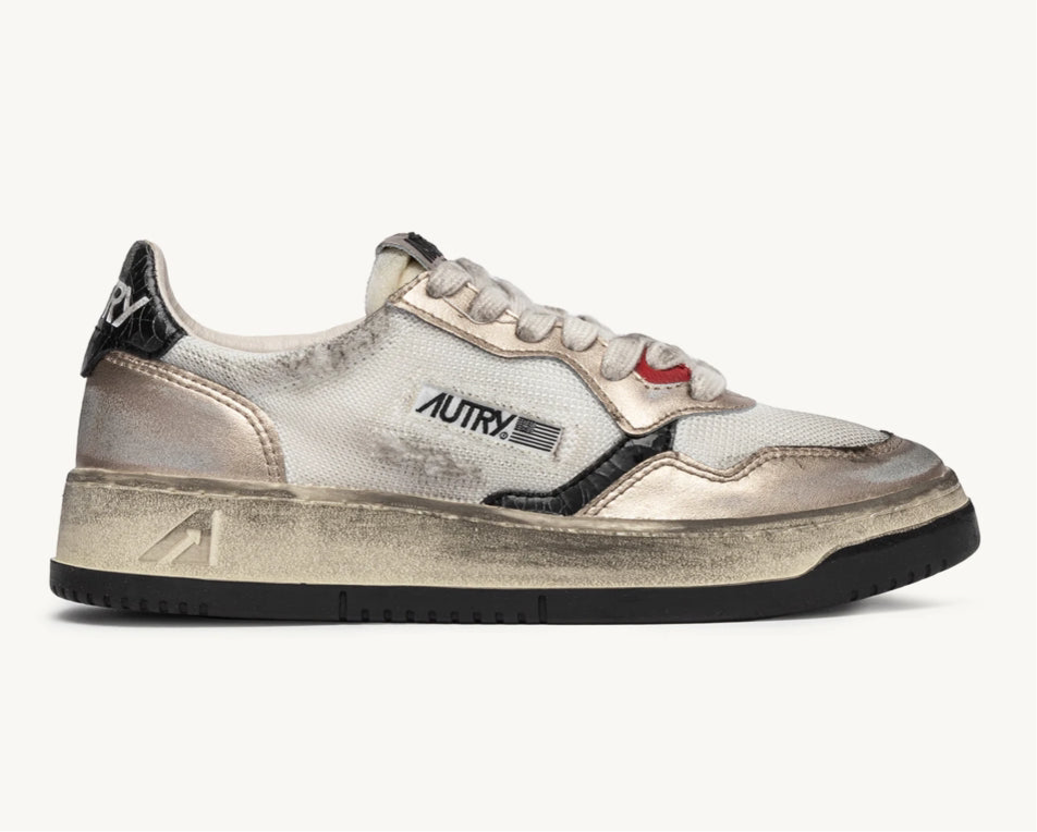 UNISEX SNEAKERS SUPER VINTAGE LOW AUS WEISSEM MESH, GOLDFARBENEM WILDLEDER UND SCHWARZEM LEDER
