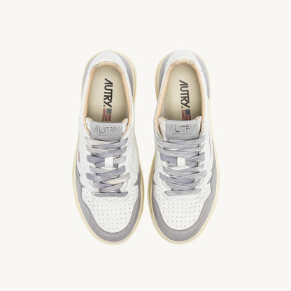UNISEX SNEAKERS MDLST AUS LEDER IN WEISS UND VAPOR