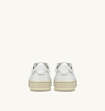 UNISEX SNEAKERS MDLST LOW AUS WEISSEM LEDER