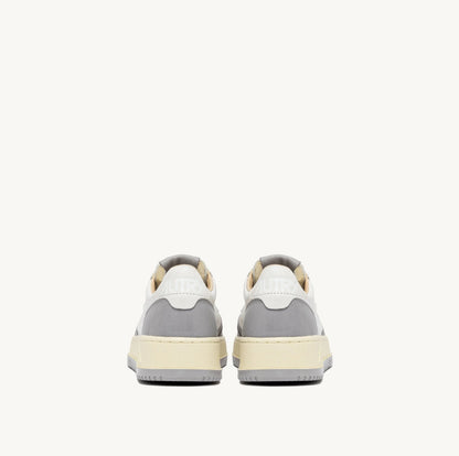 UNISEX SNEAKERS MDLST AUS LEDER IN WEISS UND VAPOR