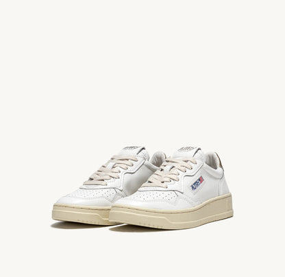 UNISEX SNEAKERS MDLST AUS LEDER IN WEISS UND GOLD METALLIC